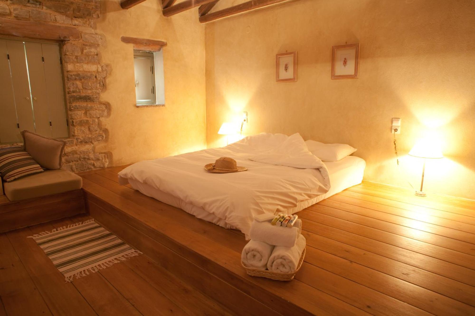 Astra Inn Papigko Bagian luar foto