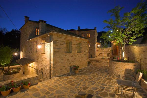 Astra Inn Papigko Bagian luar foto